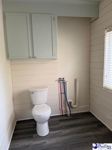 1007 W Cedar St, Florence, SC 29501