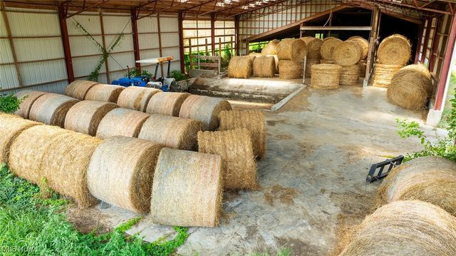 7686 Peck Road, Ravenna, OH 44266