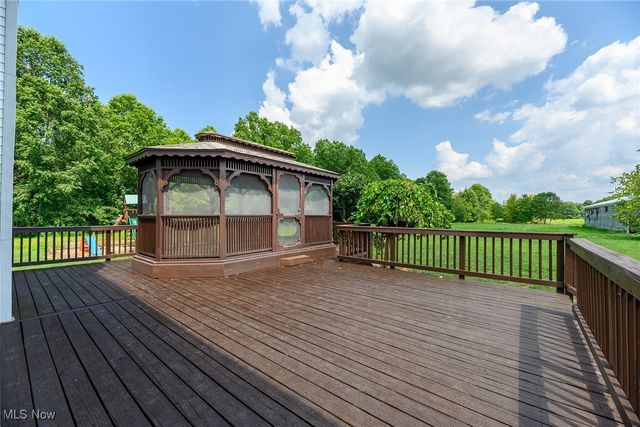 7686 Peck Road, Ravenna, OH 44266