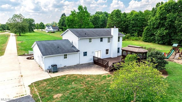 7686 Peck Road, Ravenna, OH 44266