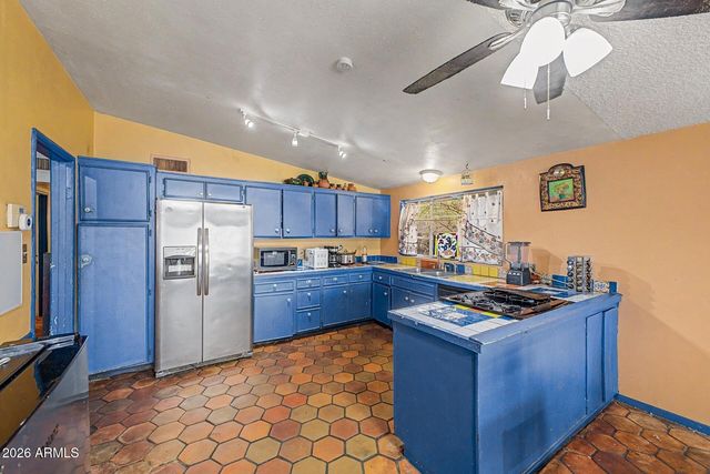 1019 E NORTHVIEW Avenue, Phoenix, AZ 85020