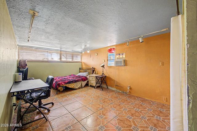 1019 E NORTHVIEW Avenue, Phoenix, AZ 85020