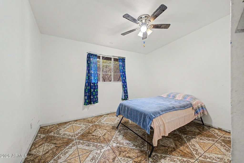 Image 21 of property listing at 1019 E NORTHVIEW Avenue, Phoenix, AZ 85020