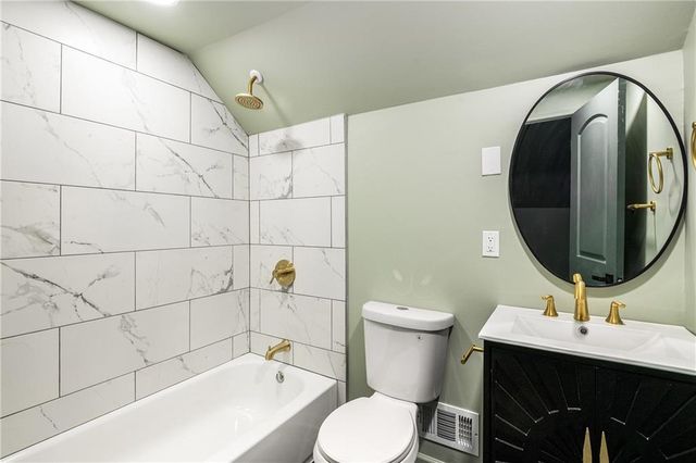 2146 Pinehurst Drive, Atlanta, GA 30344