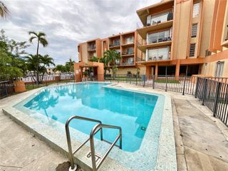 6780 W 2nd Ct 215, Hialeah, FL 33012