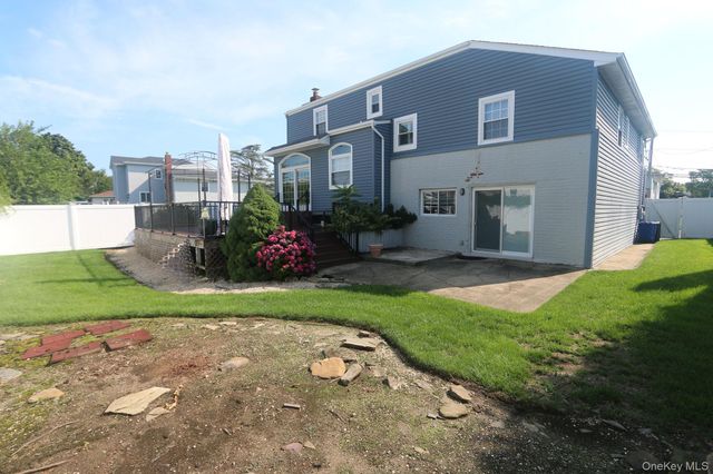 3260 Judith Lane, Oceanside, NY 11572