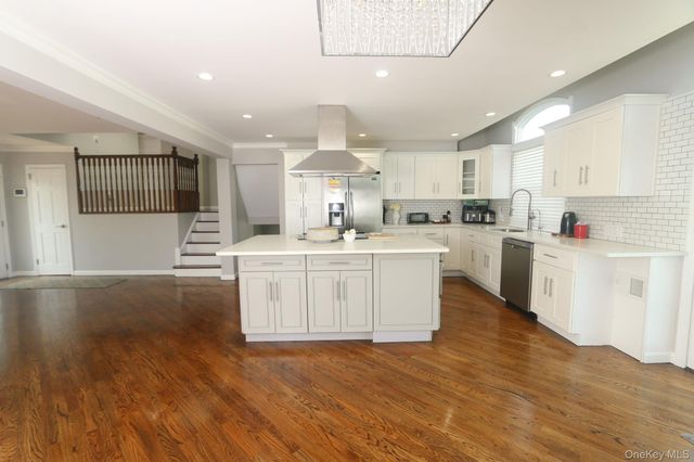 3260 Judith Lane, Oceanside, NY 11572