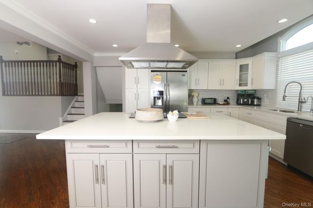 3260 Judith Lane, Oceanside, NY 11572