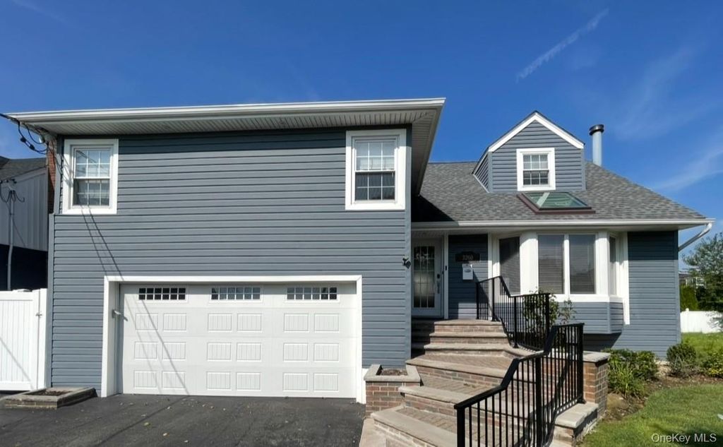 3260 Judith Lane, Oceanside, NY 11572