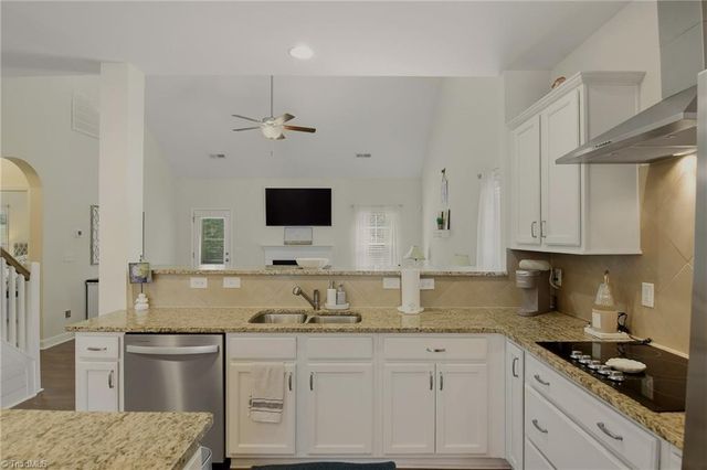 4558 Jasper Ridge Drive, Clemmons, NC 27012