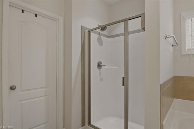 4558 Jasper Ridge Drive, Clemmons, NC 27012