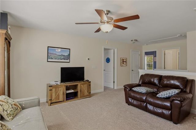 4558 Jasper Ridge Drive, Clemmons, NC 27012