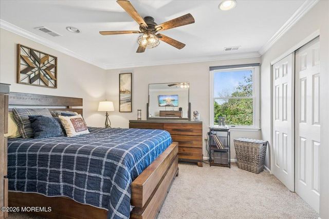 6 Bray Hollow Court, Freehold, NJ 07728