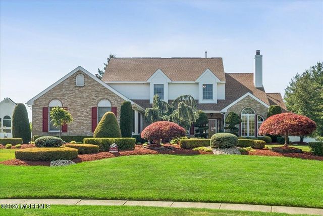 6 Bray Hollow Court, Freehold, NJ 07728