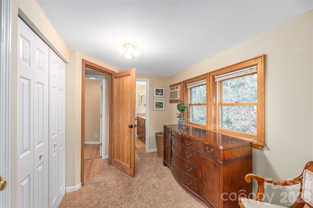 236 Dove Drive, Maggie Valley, NC 28751