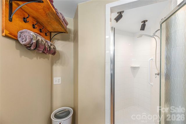 236 Dove Drive, Maggie Valley, NC 28751