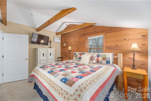 236 Dove Drive, Maggie Valley, NC 28751