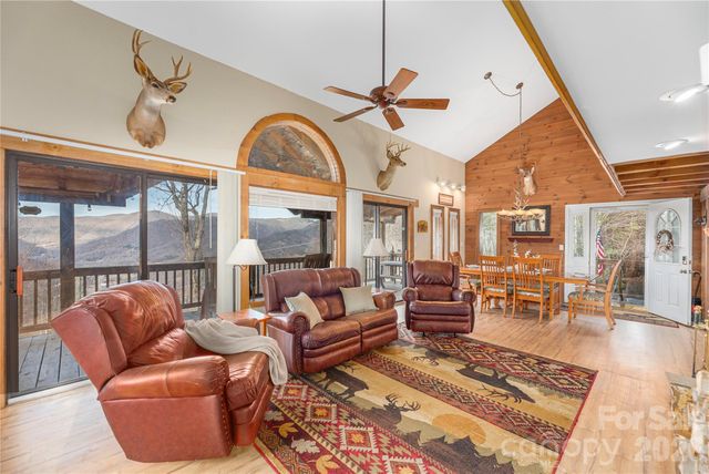 236 Dove Drive, Maggie Valley, NC 28751