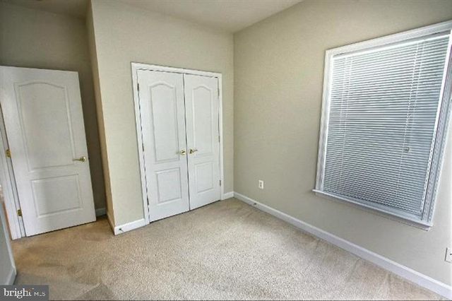 903 CRESTFIELD DR, Rockville, MD 20850