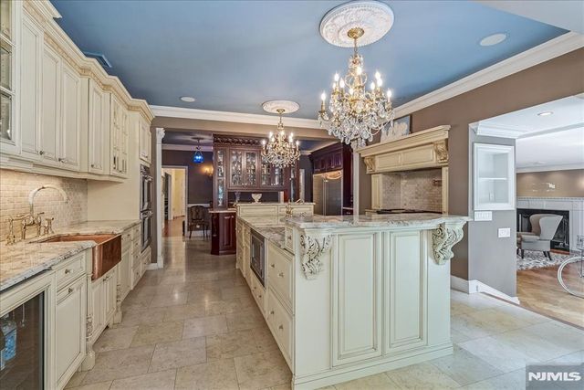 294 Oakwood Road, Englewood, NJ 07631