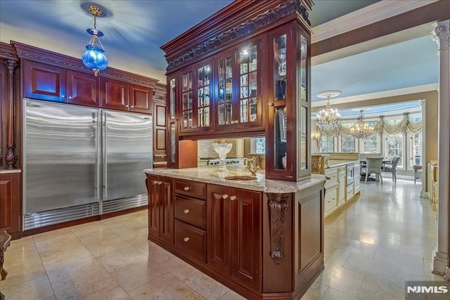 294 Oakwood Road, Englewood, NJ 07631