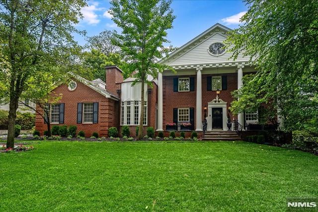 294 Oakwood Road, Englewood, NJ 07631