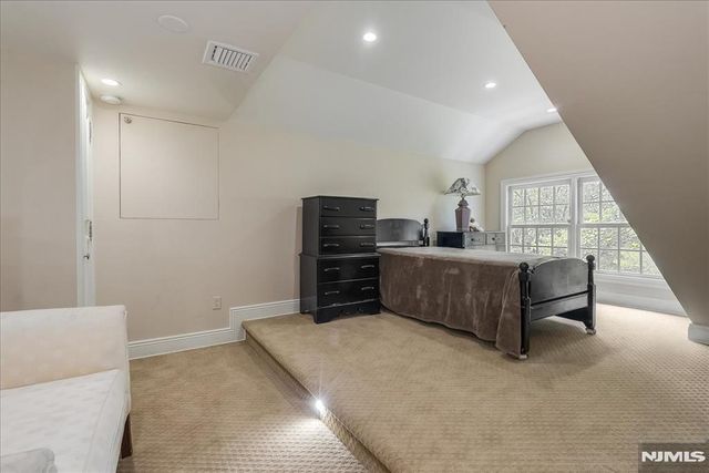 294 Oakwood Road, Englewood, NJ 07631