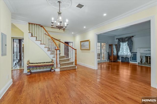 294 Oakwood Road, Englewood, NJ 07631