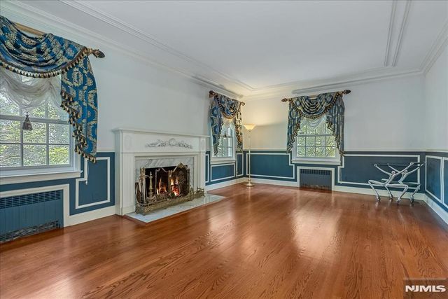 294 Oakwood Road, Englewood, NJ 07631