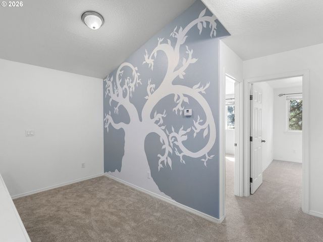 13422 Se HAROLD St 11, Portland, OR 97236