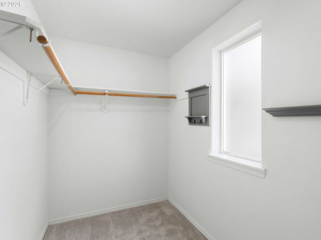 13422 Se HAROLD St 11, Portland, OR 97236