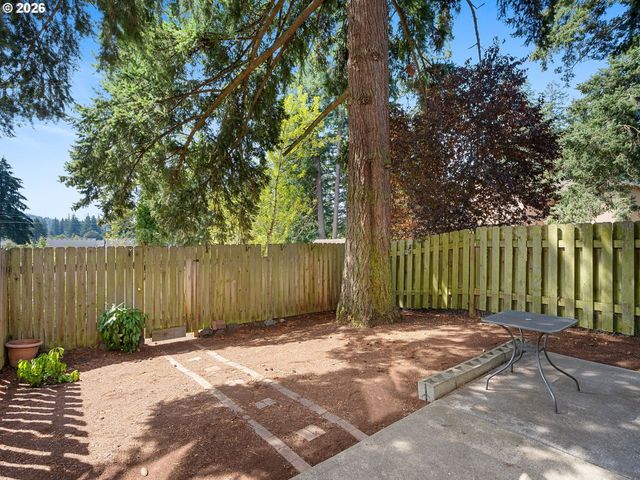 13422 Se HAROLD St 11, Portland, OR 97236