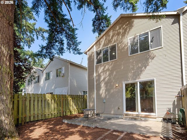 13422 Se HAROLD St 11, Portland, OR 97236
