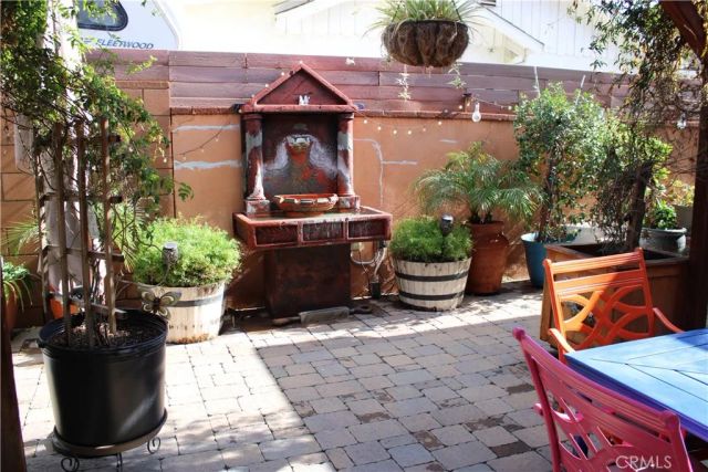 312 W I, Ontario, CA 91762