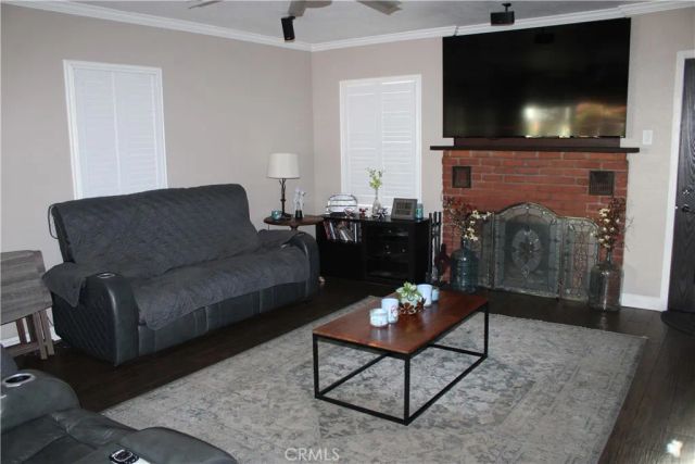 312 W I, Ontario, CA 91762