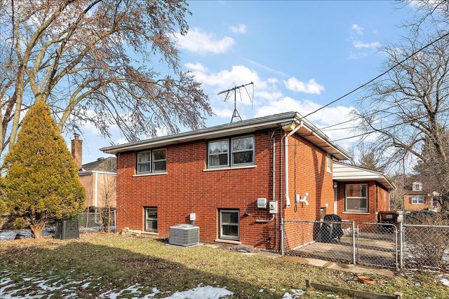 18522 Dixie Highway, Homewood, IL 60430