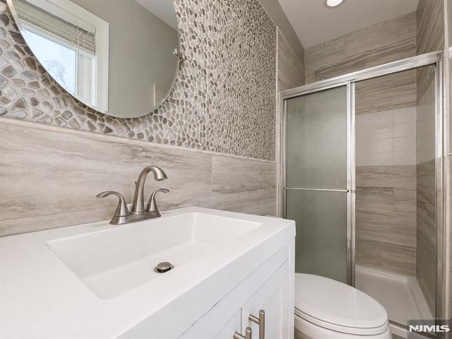 54 Cottage Place 1, Englewood, NJ 07631
