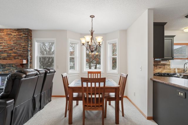 3660 Gershwin Circle N, Oakdale, MN 55128