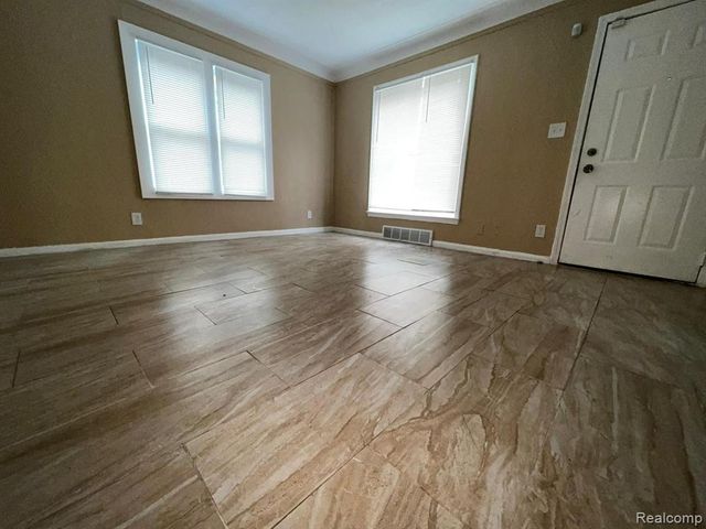 8260 Coyle Street, Detroit, MI 48228