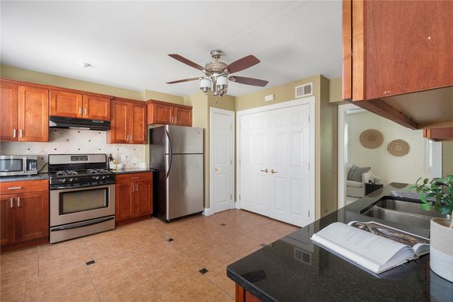 331 Williams Street 7, Providence, RI 02906