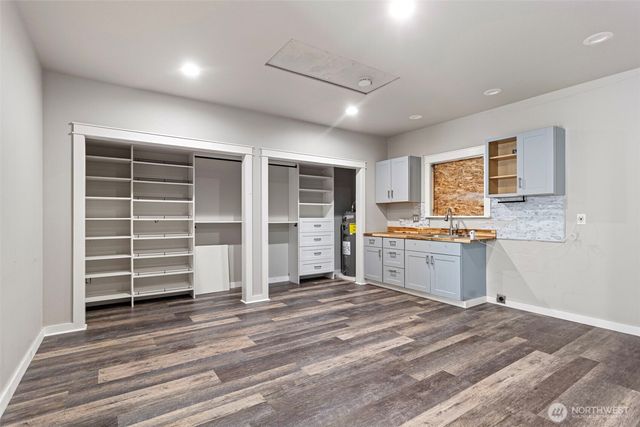 1931 200th St NE, Arlington, WA 98223