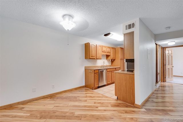 16359 W 10th Avenue Q6, Golden, CO 80401