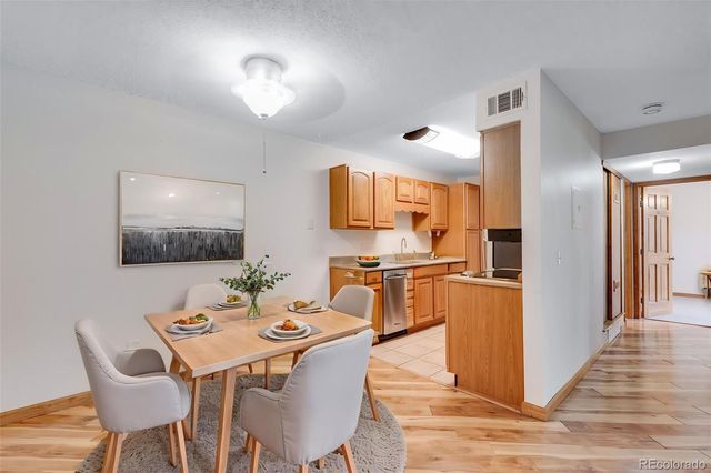 16359 W 10th Avenue Q6, Golden, CO 80401