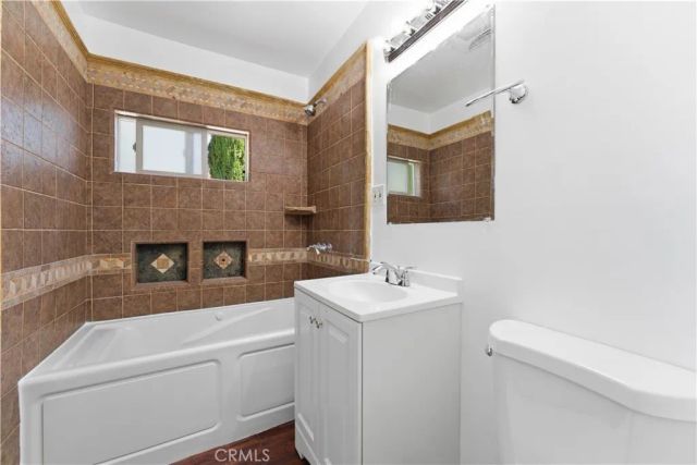 8116 Ponce Avenue, Canoga Park, CA 91304