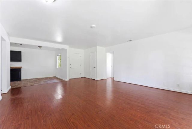 8116 Ponce Avenue, Canoga Park, CA 91304