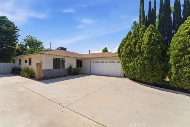 8116 Ponce Avenue, Canoga Park, CA 91304
