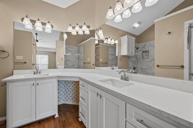 3100 Devonshire Drive 209, Plano, TX 75075