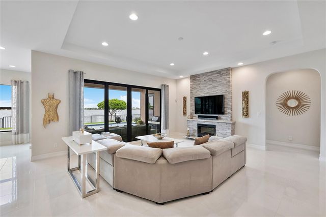 11431 W Watercrest Circle, Parkland, FL 33076