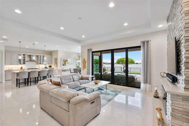 11431 W Watercrest Circle, Parkland, FL 33076