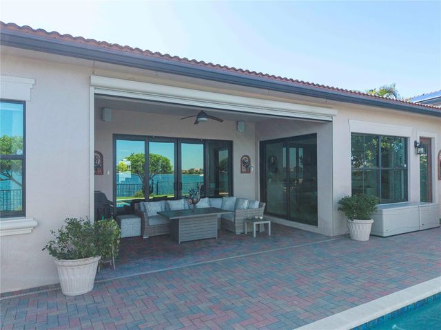 11431 W Watercrest Circle, Parkland, FL 33076